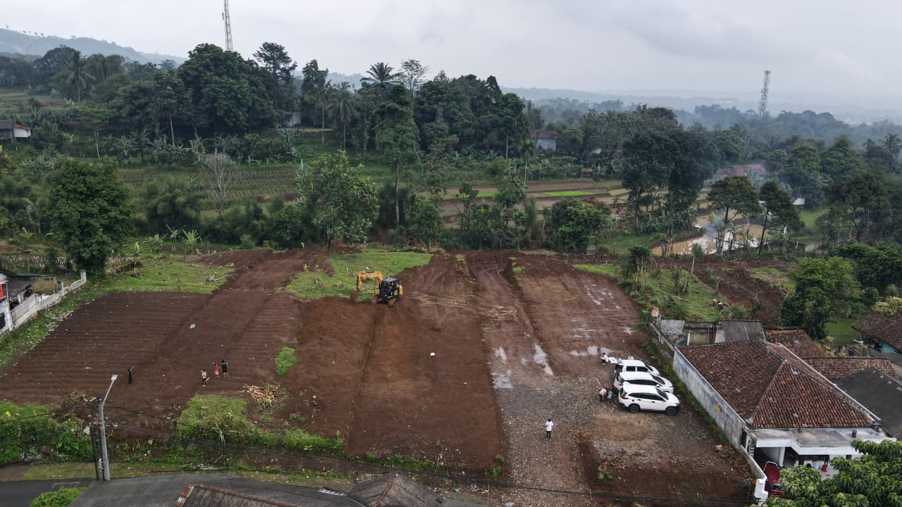 Kavling dengan view gunung salak dan pangrango